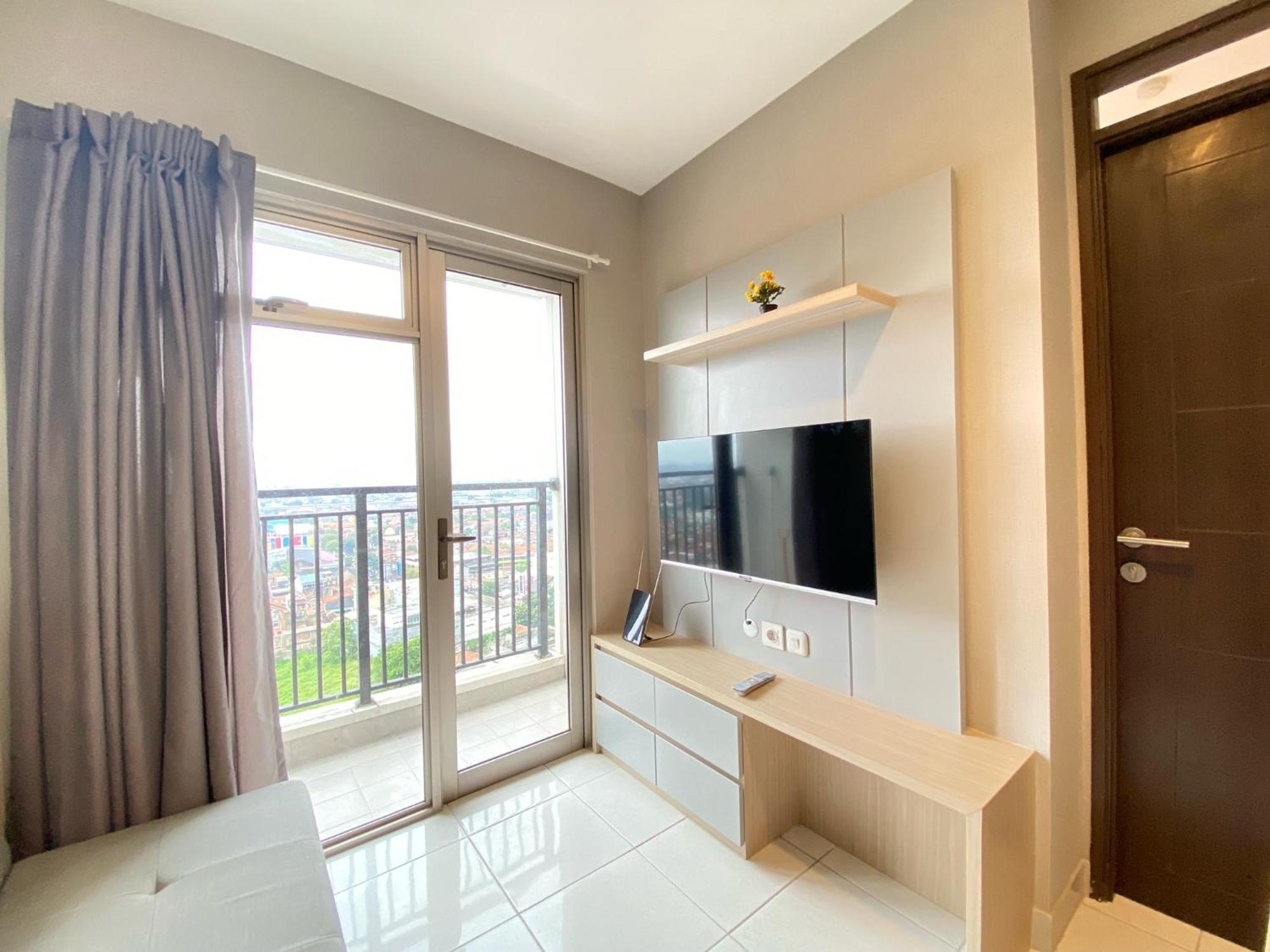 Well Furnished And Private 2br Mekarwangi Square Cibaduyut By Travelio Bandung