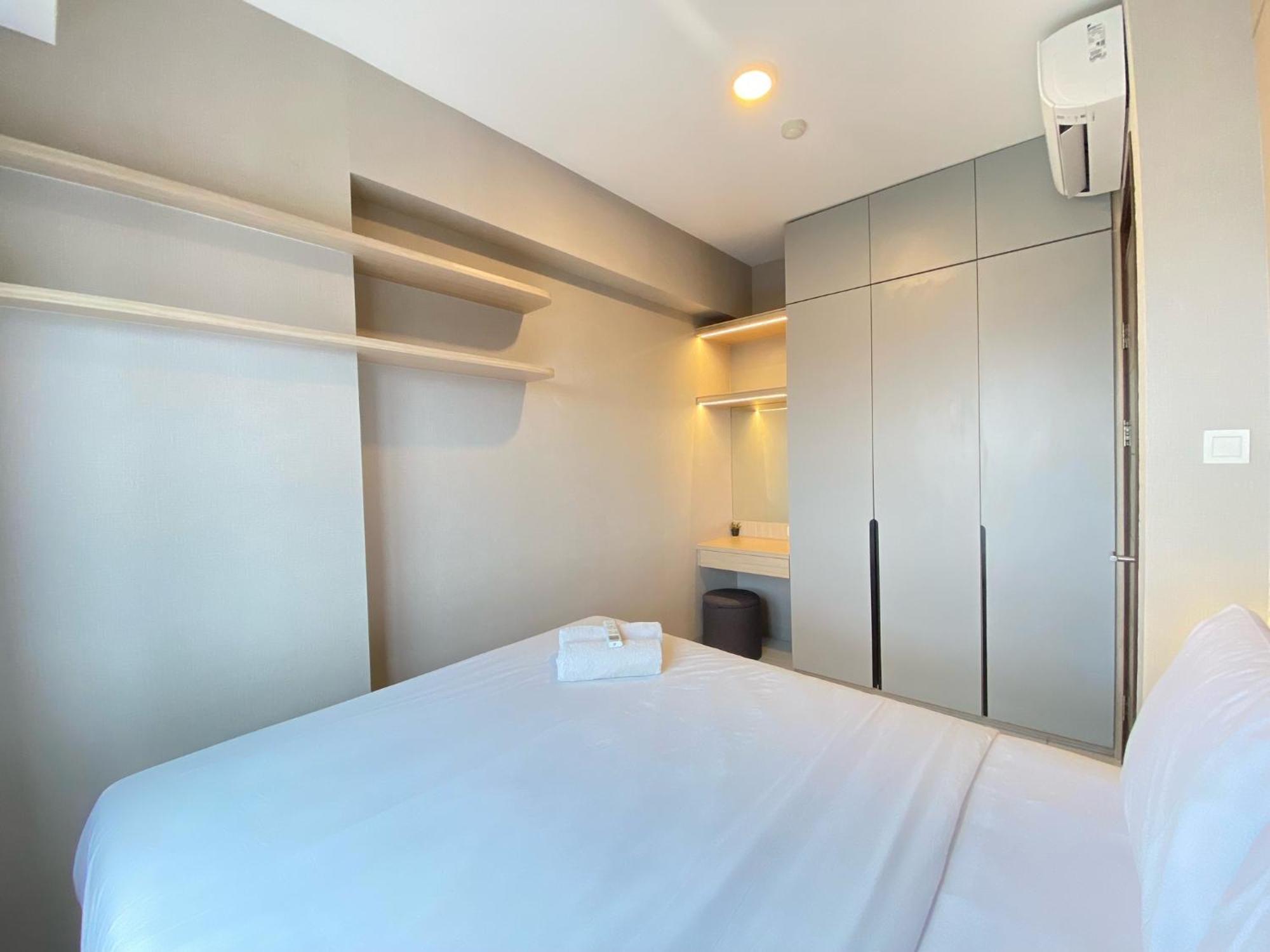 Well Furnished And Private 2br Mekarwangi Square Cibaduyut By Travelio *
